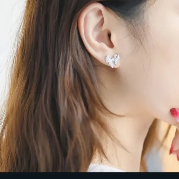 TINY LITTLE BOWS!! - Picture 8 of 9